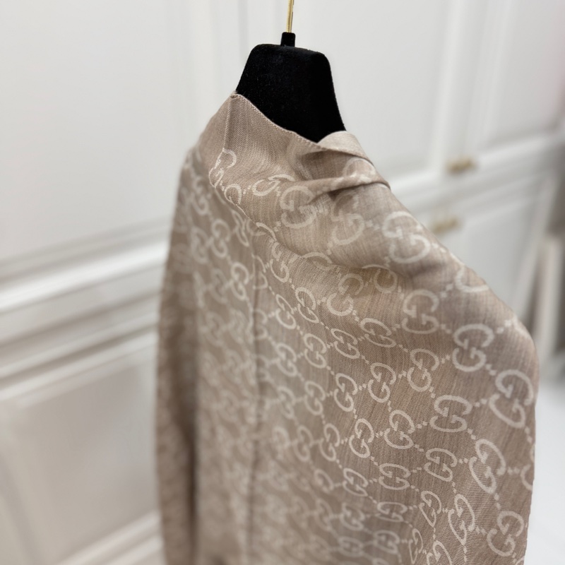 gucci 雙面 logo 羊絨 燕麥色 圍巾 披肩-15