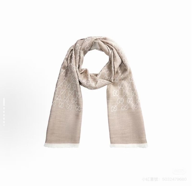 gucci 雙面 logo 羊絨 燕麥色 圍巾 披肩-26