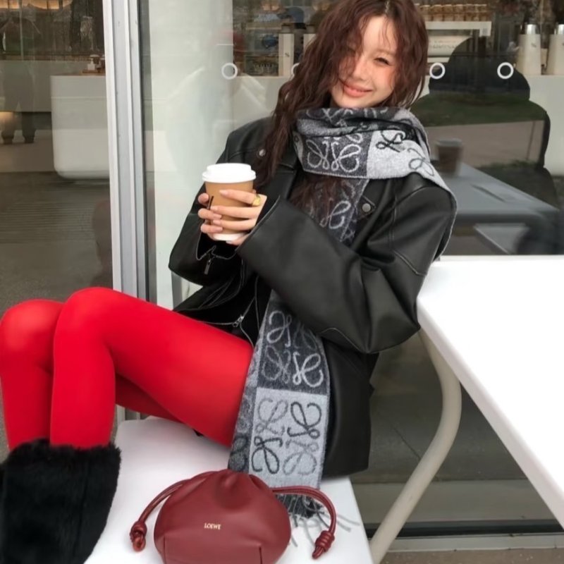 LOEWE 經典款 棋盤格圍巾 黑灰色-2