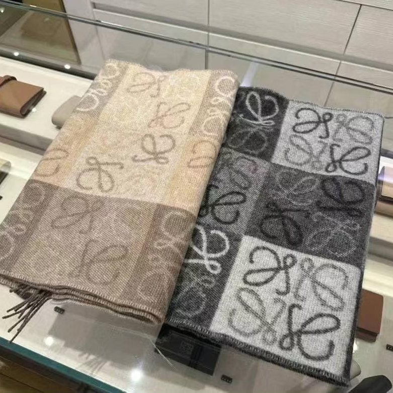 LOEWE 經典款 棋盤格圍巾 黑灰色-7