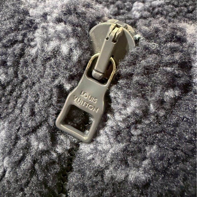 LV 藏藍色滿版老花Logo毛毛泰迪外套 size:M-10