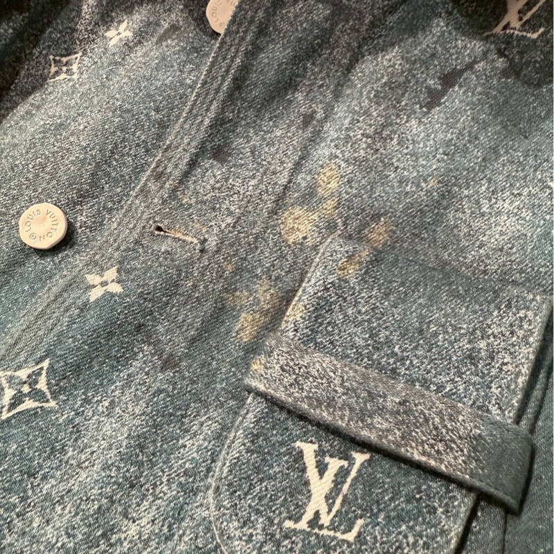 LV 星空漸層滿版Logo牛仔襯衫外套 size:L-10