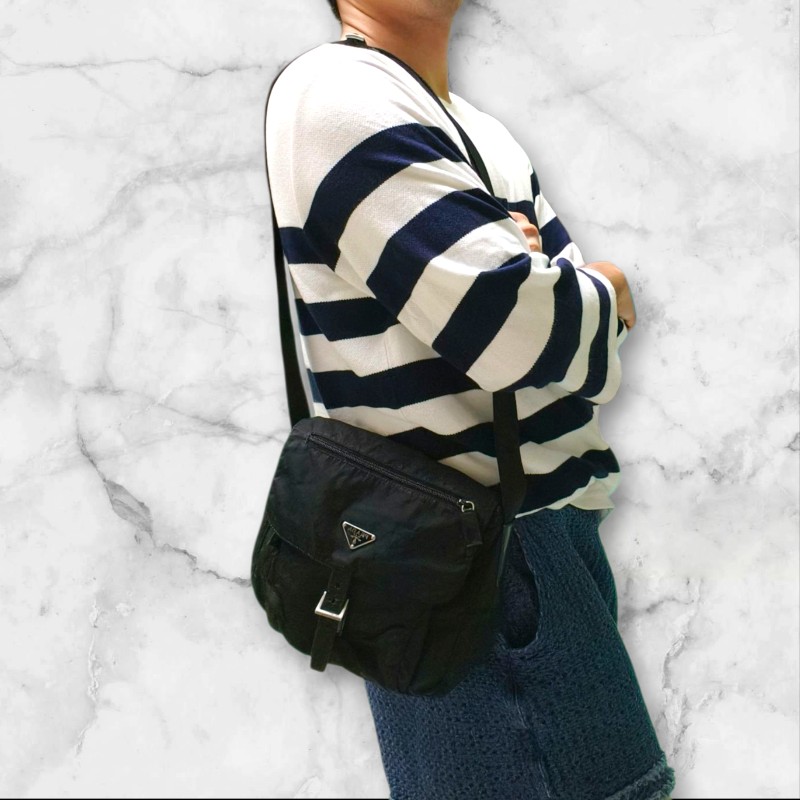 .🔥年終狂降🔥【限時降價只到12/31（原13,800）】㊣✨PRADA✨普拉達 黑色 輕量 帆布 皮革 單釦 掀蓋式 郵差包 肩背包 斜背包 /二手包/二手精品/保證正品🌳二手樹屋🌳-51