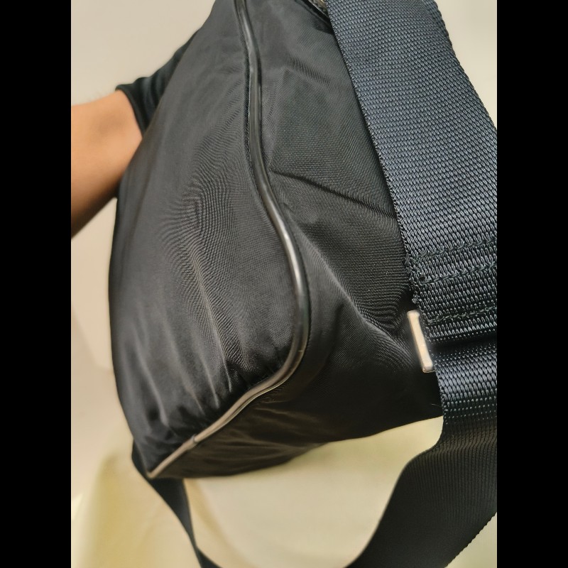 【8成新】㊣✨PRADA✨普拉達 黑色 輕量 帆布 皮革 直立 記者包 相機包 斜背包 /二手包/二手精品/保證正品🌳二手樹屋🌳-11