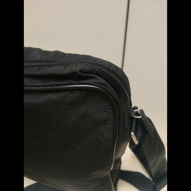 【8成新】㊣✨PRADA✨普拉達 黑色 輕量 帆布 皮革 直立 記者包 相機包 斜背包 /二手包/二手精品/保證正品🌳二手樹屋🌳-14
