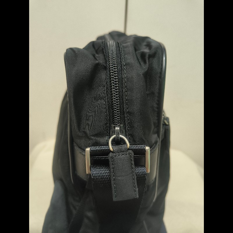 【8成新】㊣✨PRADA✨普拉達 黑色 輕量 帆布 皮革 直立 記者包 相機包 斜背包 /二手包/二手精品/保證正品🌳二手樹屋🌳-27