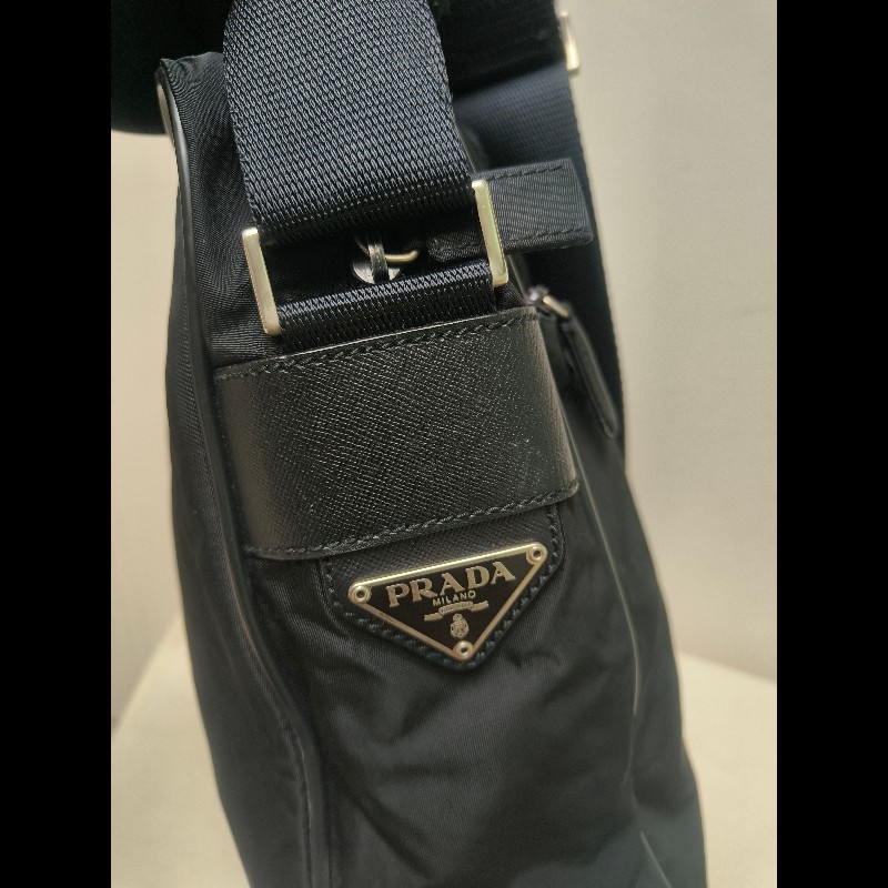 【8成新】㊣✨PRADA✨普拉達 黑色 輕量 帆布 皮革 直立 記者包 相機包 斜背包 /二手包/二手精品/保證正品🌳二手樹屋🌳-29