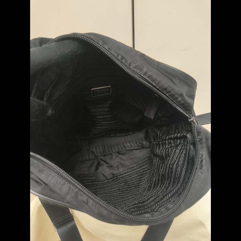 【8成新】㊣✨PRADA✨普拉達 黑色 輕量 帆布 皮革 直立 記者包 相機包 斜背包 /二手包/二手精品/保證正品🌳二手樹屋🌳-32
