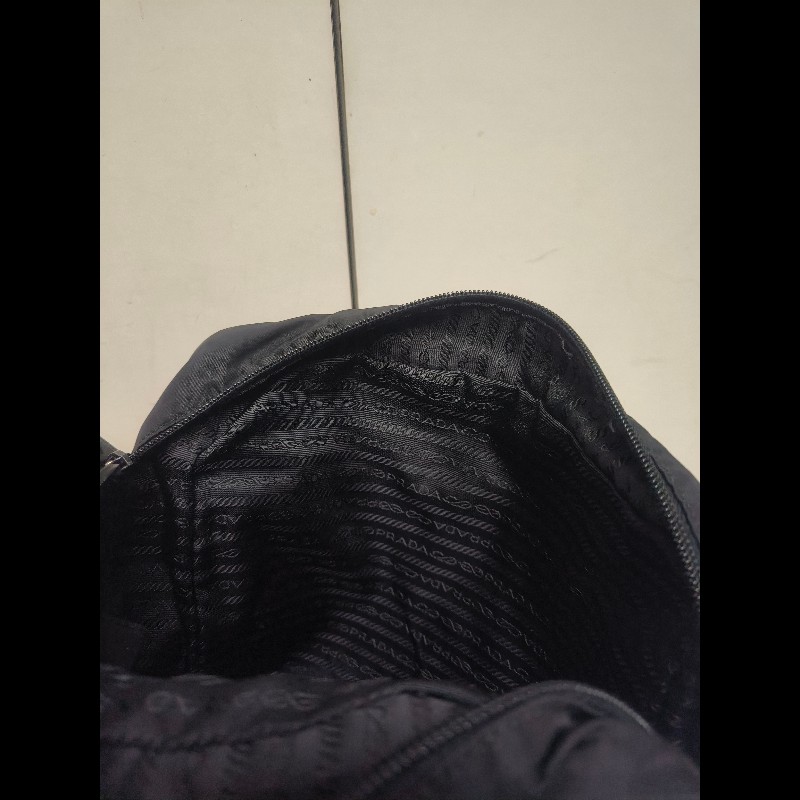 【8成新】㊣✨PRADA✨普拉達 黑色 輕量 帆布 皮革 直立 記者包 相機包 斜背包 /二手包/二手精品/保證正品🌳二手樹屋🌳-33