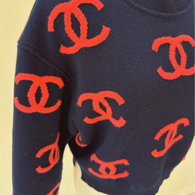 CHANEL 黑底紅色雙C Logo羊絨長袖針織毛衣 36碼-2