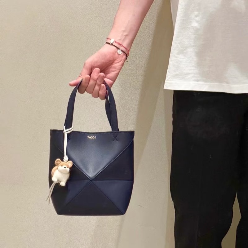 Loewe puzzle mini tote 深藍-5