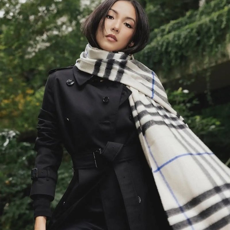 Burberry 格紋克什米爾圍巾🧣 米灰色-1