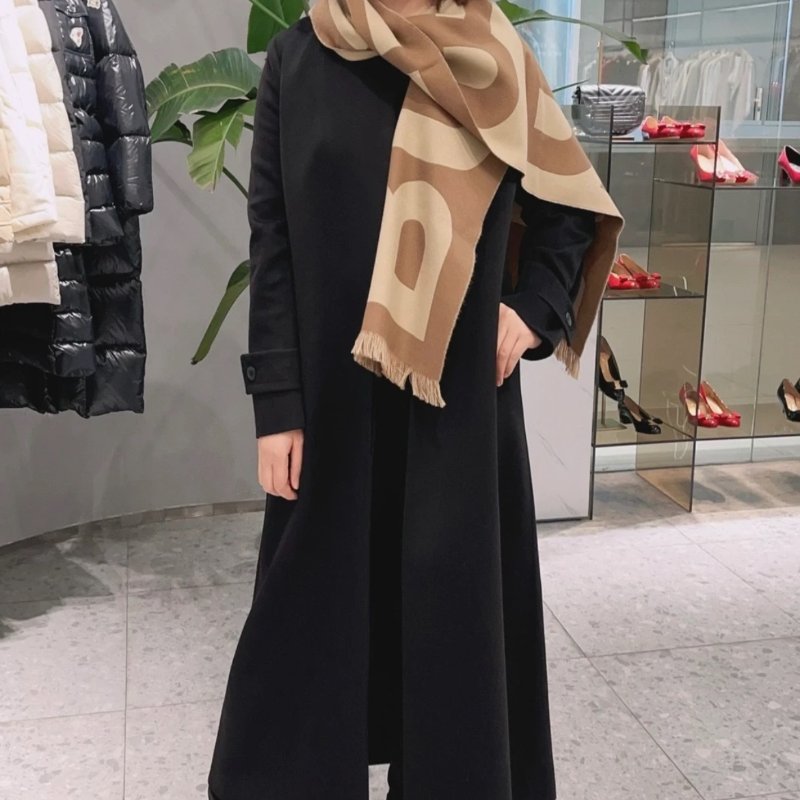 BURBERRY LOGO羊毛流蘇圍巾 奶茶米-4