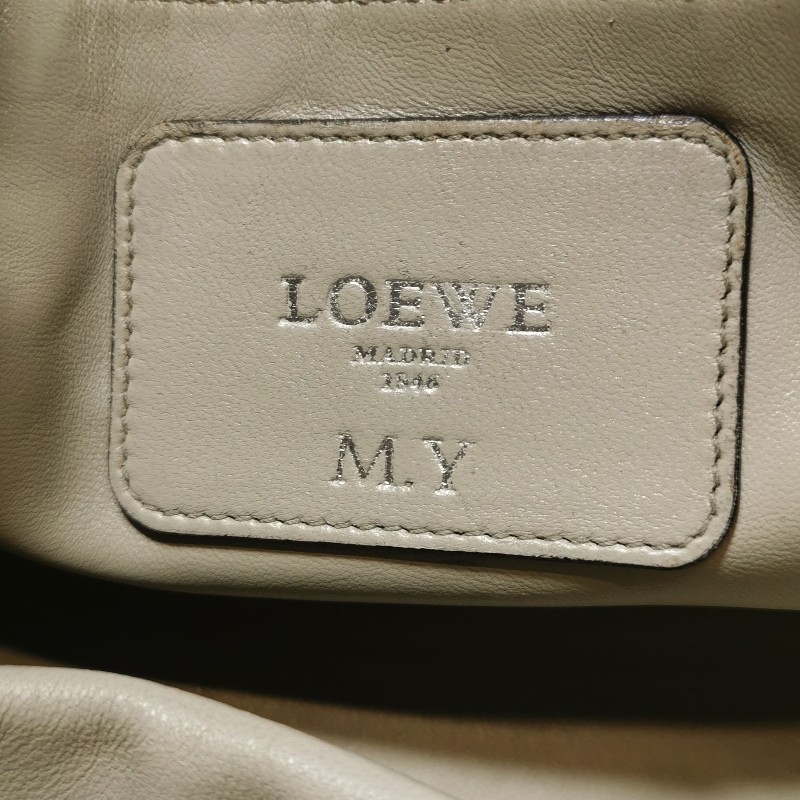 Loewe Amazona28牛皮大象灰加固邊角手提包-9