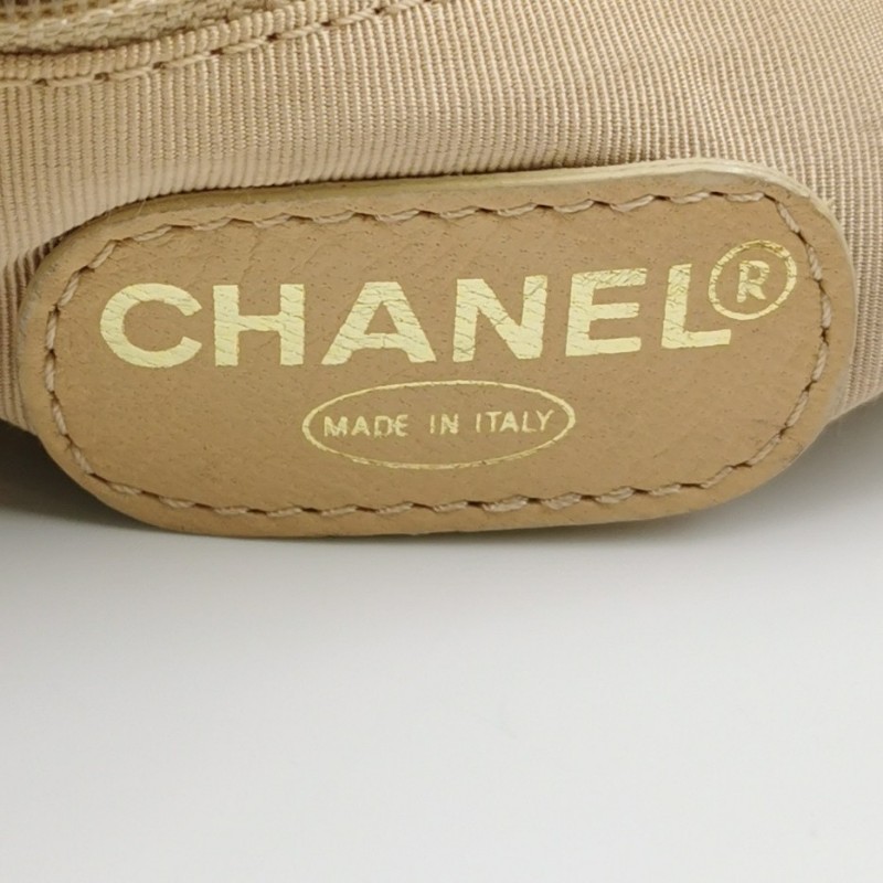 Chanel 黃色牛皮logo吊墜肩背包 中古款-7