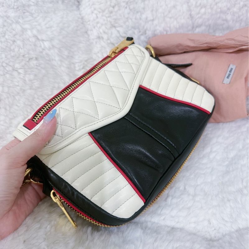 Miu Miu 機車包（全真皮）手提包-5