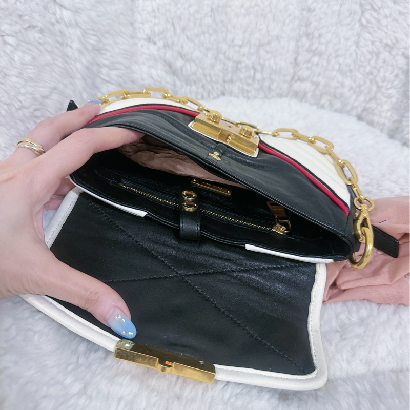 Miu Miu 機車包（全真皮）手提包-10