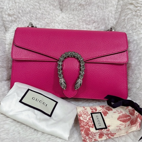 Gucci 桃紅酒神包（中號）