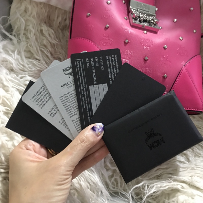 MCM 真皮 卯釘水桶包(肩背斜背包）-8