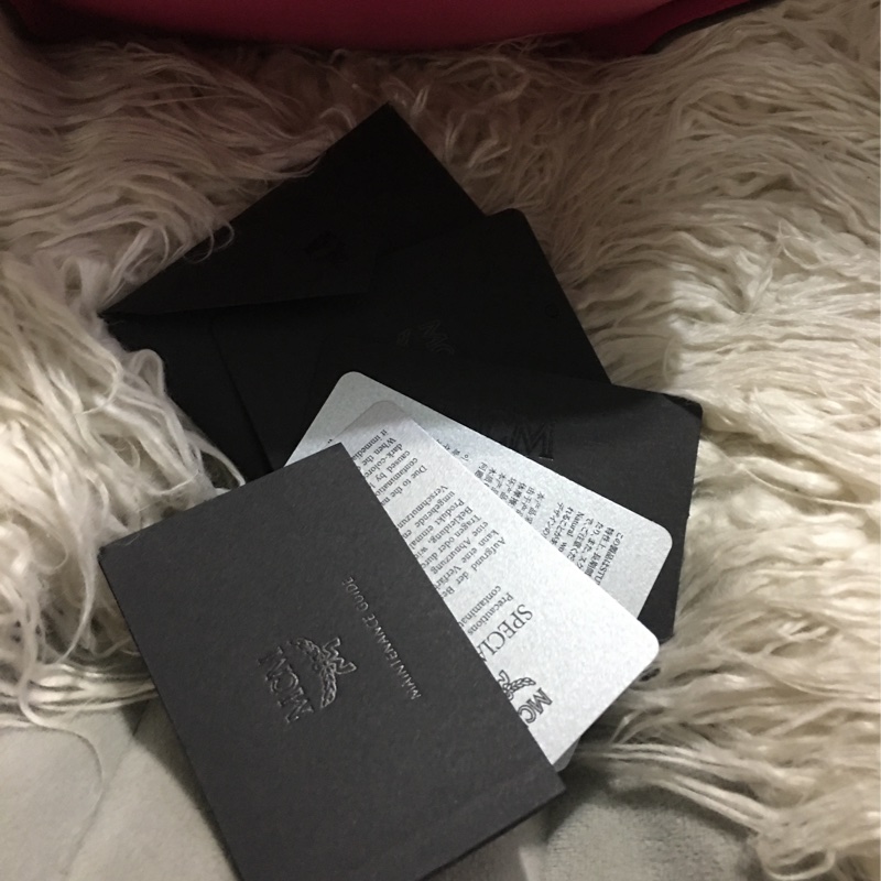 MCM 真皮 卯釘水桶包(肩背斜背包）-10