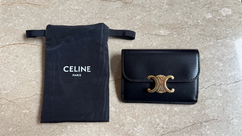 CELINE TRIOMPHE翻蓋卡包-1