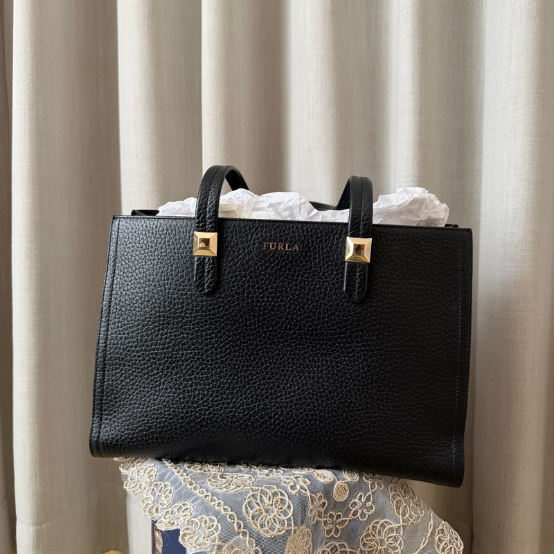 FURLA 全黑托特包-1