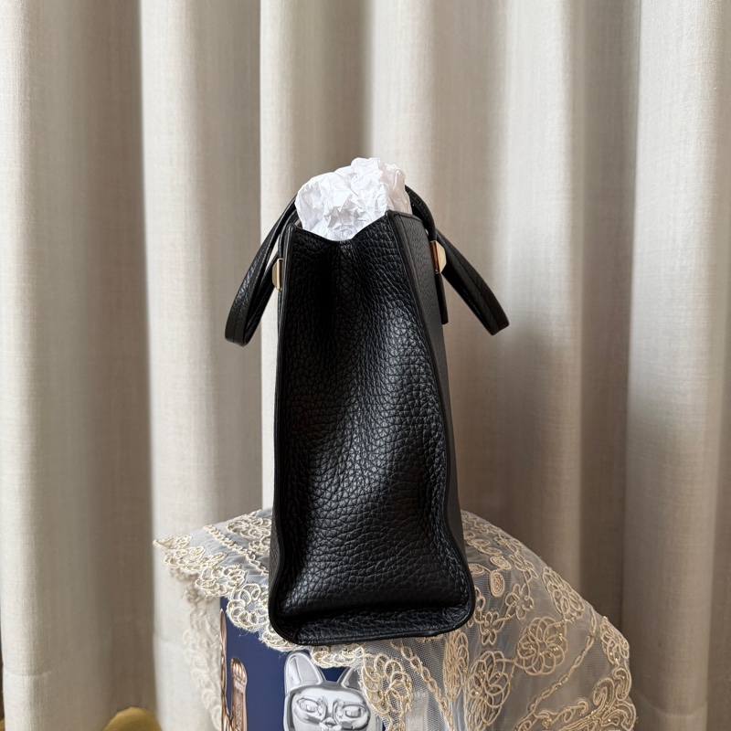 FURLA 全黑托特包-3