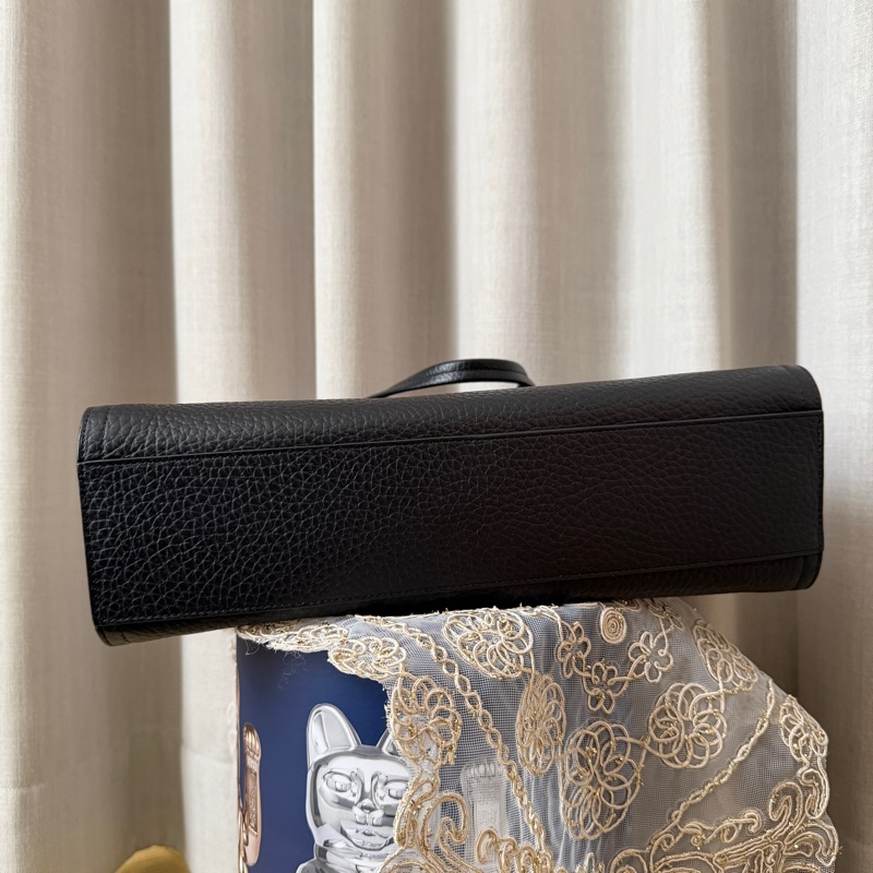 FURLA 全黑托特包-5