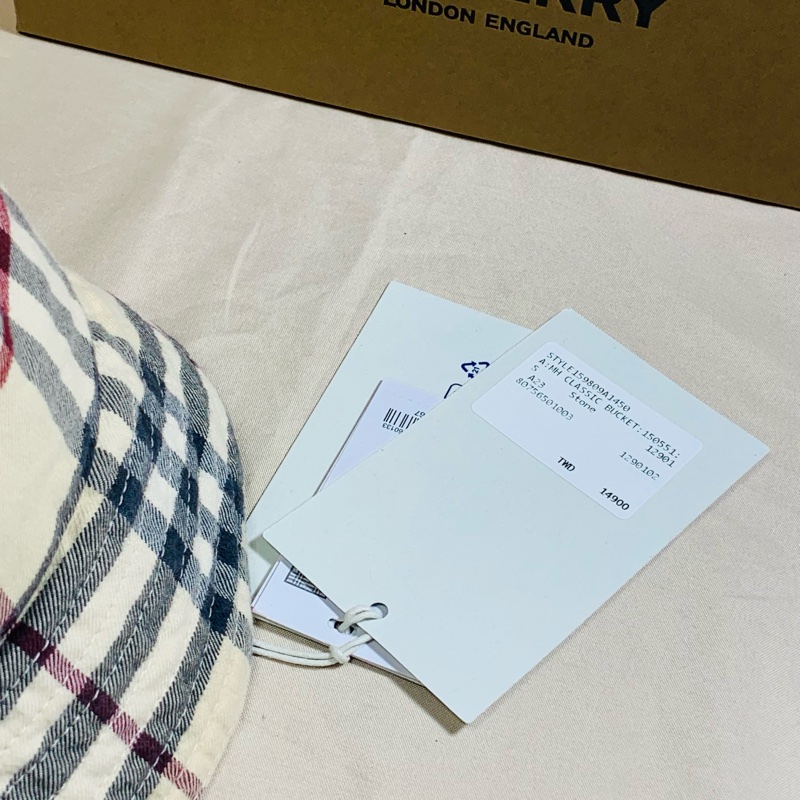 🎁全新盒裝 2024新款 Burberry 巴寶莉 經典格紋漁夫帽-1