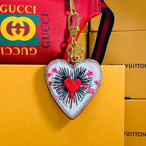 ❤️稀有釋出 Gucci 古馳 愛心刺繡馬夢老花鑰匙圈 吊飾