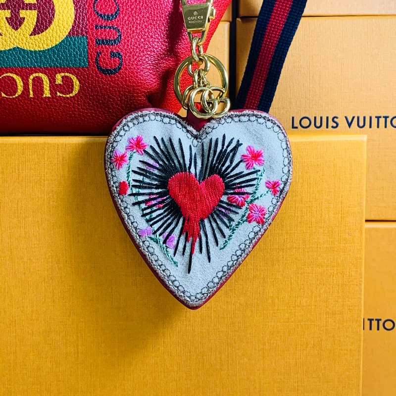 ❤️稀有釋出 Gucci 古馳 愛心刺繡馬夢老花鑰匙圈 吊飾-6