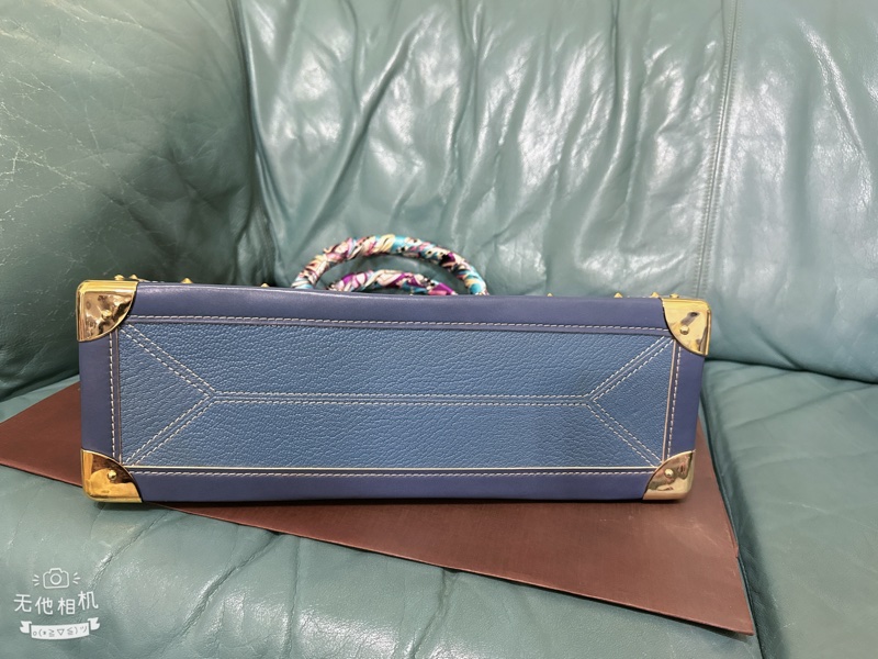 L V 路易威登 蘇哈里手提包(Louis Vuitton)-24