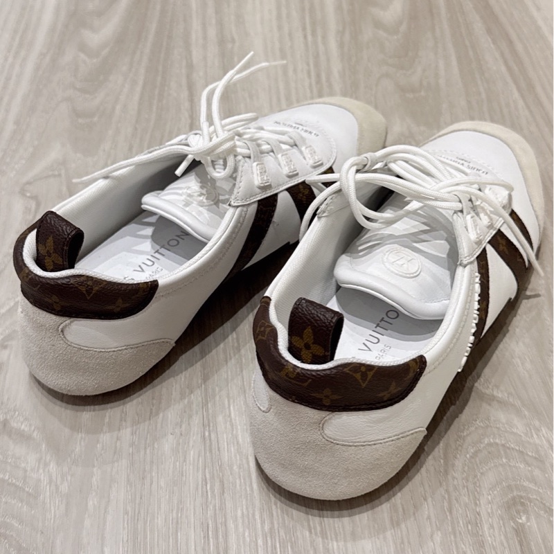 LV Sneakerina 白色德訓芭蕾舞運動鞋 39號-3