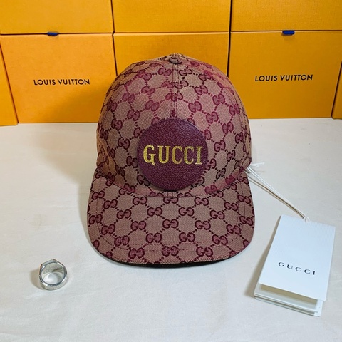 ‼️全台最甜 ✨閒置未使用 Gucci 古馳滿版老花皮牌棒球帽 老帽