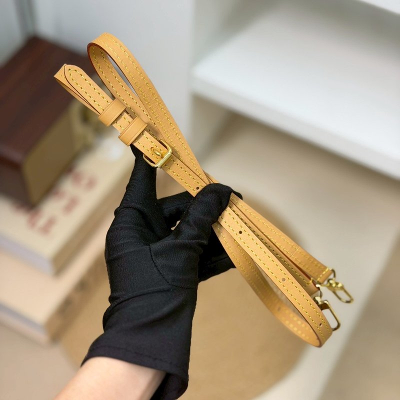 🏷LV.Fold Me  薯條包 芯片款 M80874-15