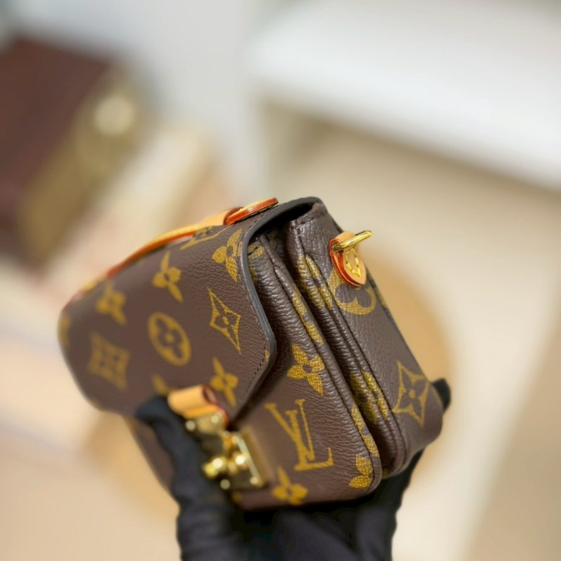 🏷LV.Micro Metis 迷你郵差包 芯片款 M81267-9