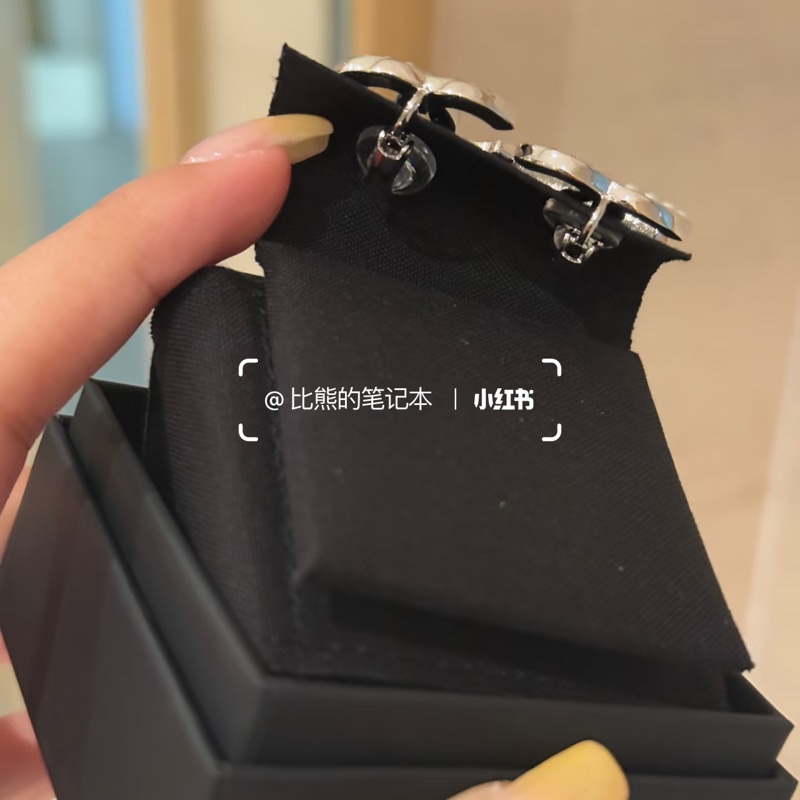 Chanel 25B 雙C耳夾 珍珠加水鑽-3