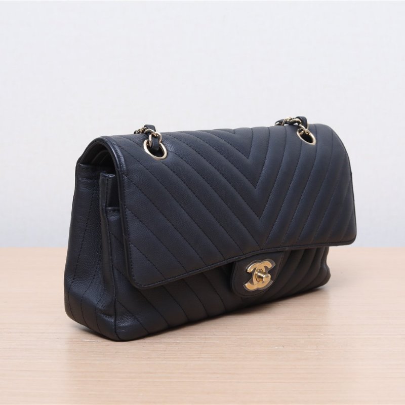 CHANEL CF口蓋包中號25.5黑色荔枝牛皮27開金扣V紋肩背包-3