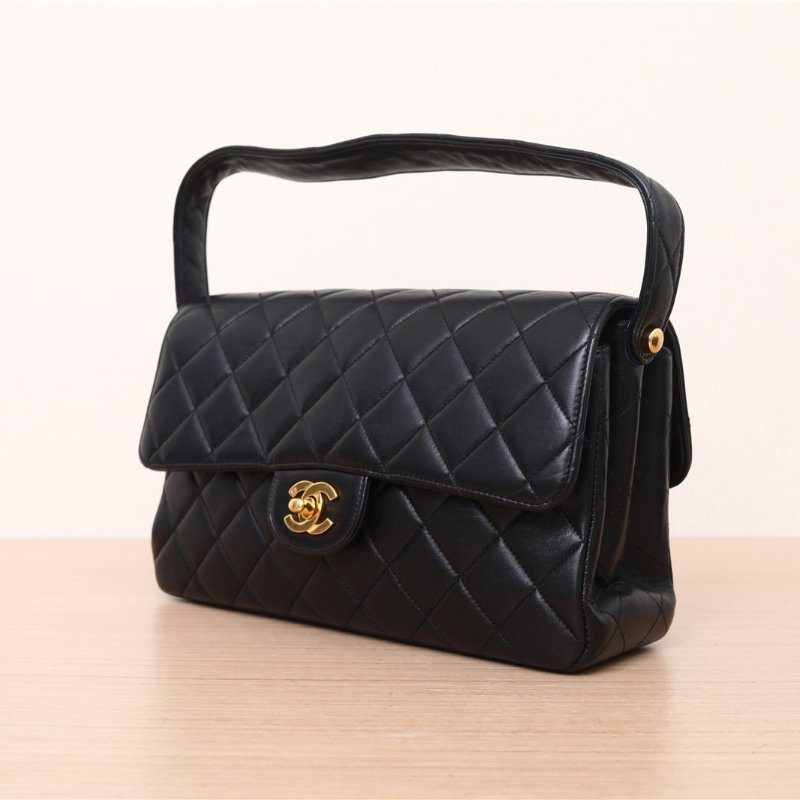 CHANEL 中古黑金羊雙子星手提包黑色4開肩背包-3