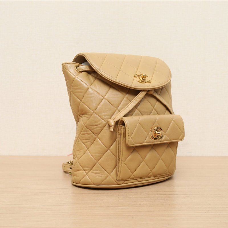 CHANEL 中古米金羊Duma雙肩包米駝色3開肩背包-1