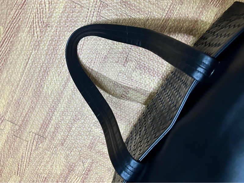 Bottega Veneta BV黑色旅行袋-25