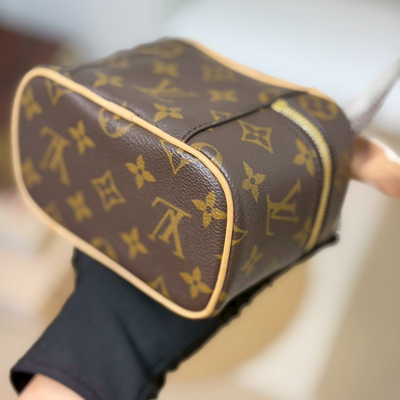 🏷LV.Nice Nano 化妝包 M44936-7