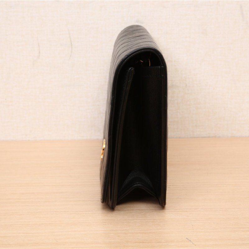 CHANEL 中古圓餅擋臉包黑白3開肩背包-2