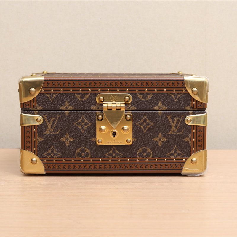 CHANEL 中古黑金羊弧線單肩包黑色1開肩背包-0