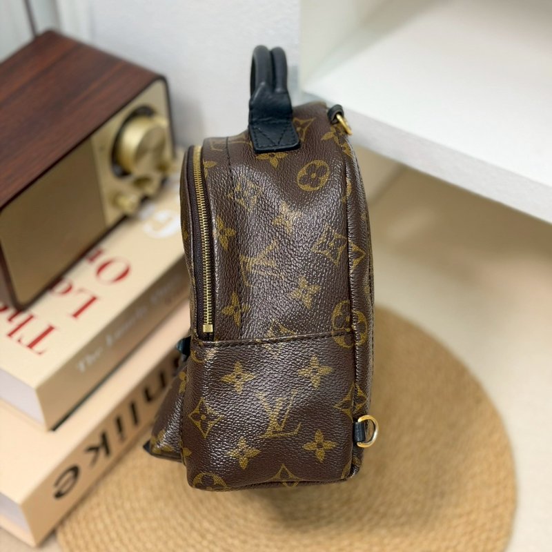 🏷LV.Mini 小書包 新款拉鍊 M44873-2