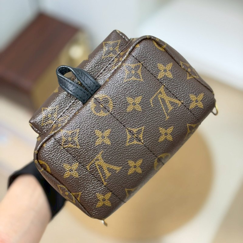 🏷LV.Mini 小書包 新款拉鍊 M44873-8