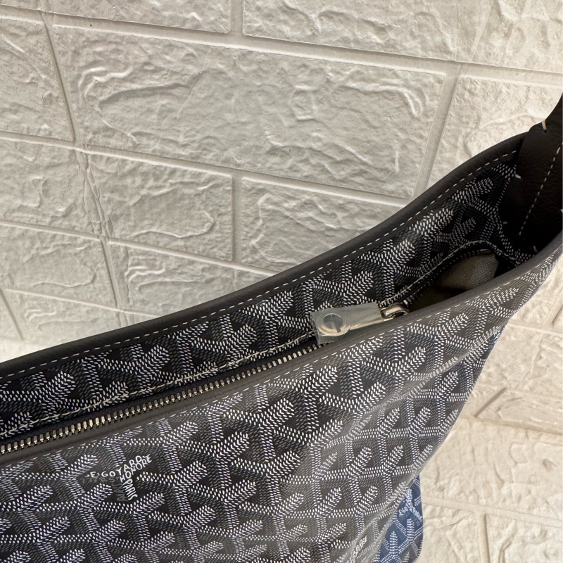 Goyard灰色滿版hobo肩背包-11