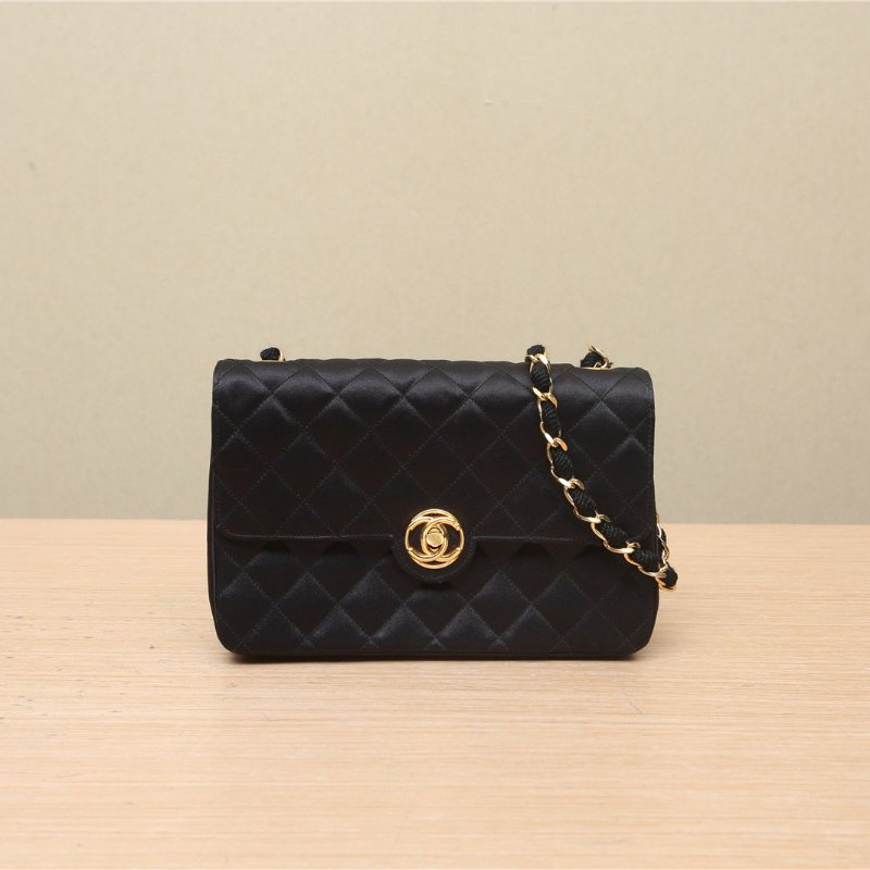 CHANEL 中古黑金羊戴妃包25黑色3開肩背包-0