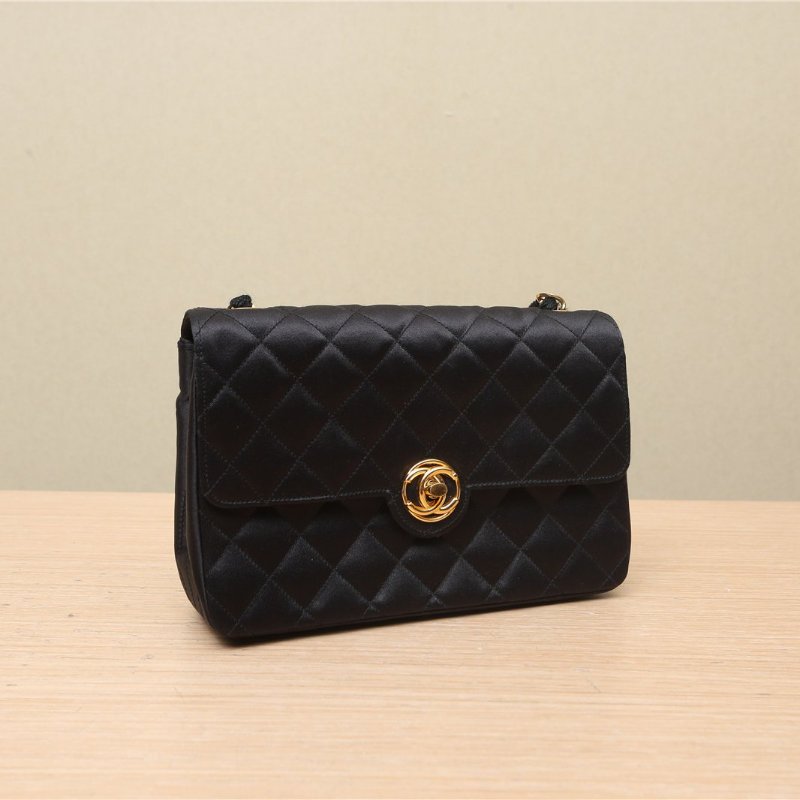CHANEL 中古黑金羊戴妃包25黑色3開肩背包-1