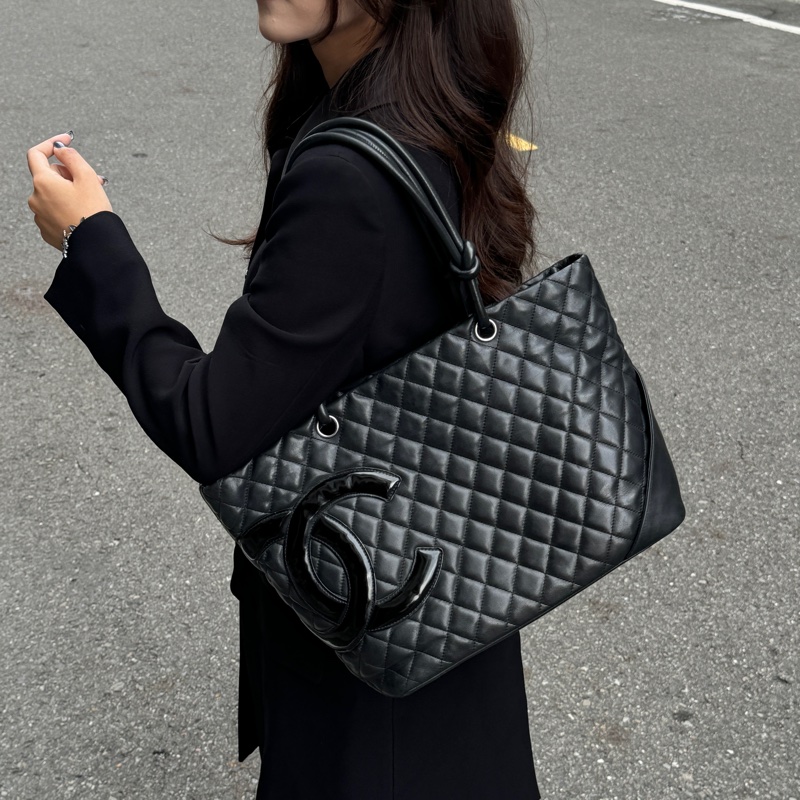 (軟糯糯🤤) Chanel “so black” 康朋 托特包 專櫃23萬!-8